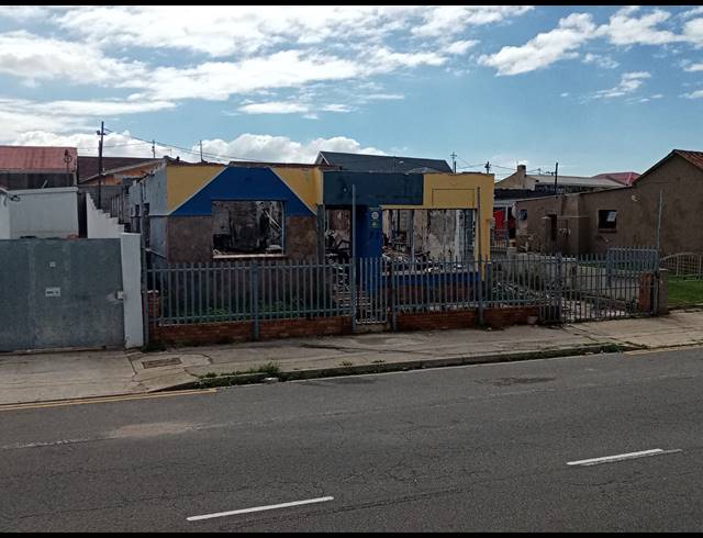 150M² BUSINESS FOR SALE IN SIDWELL